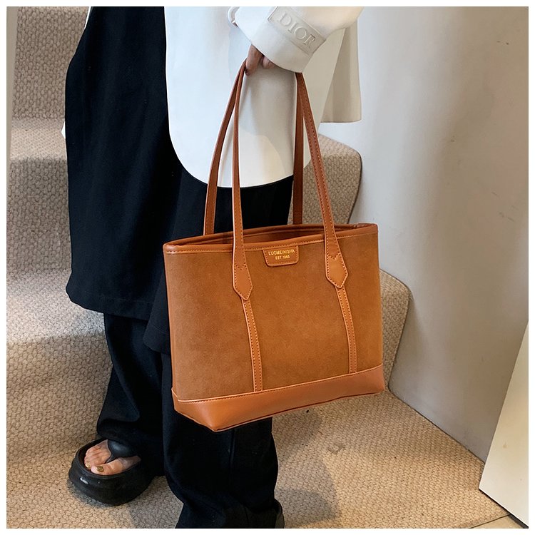 Women's PU Leather Minimal Tote Bag detail 19