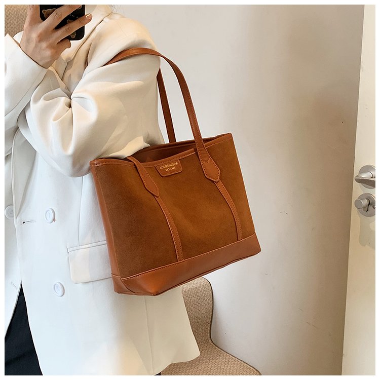 Women's PU Leather Minimal Tote Bag detail 21