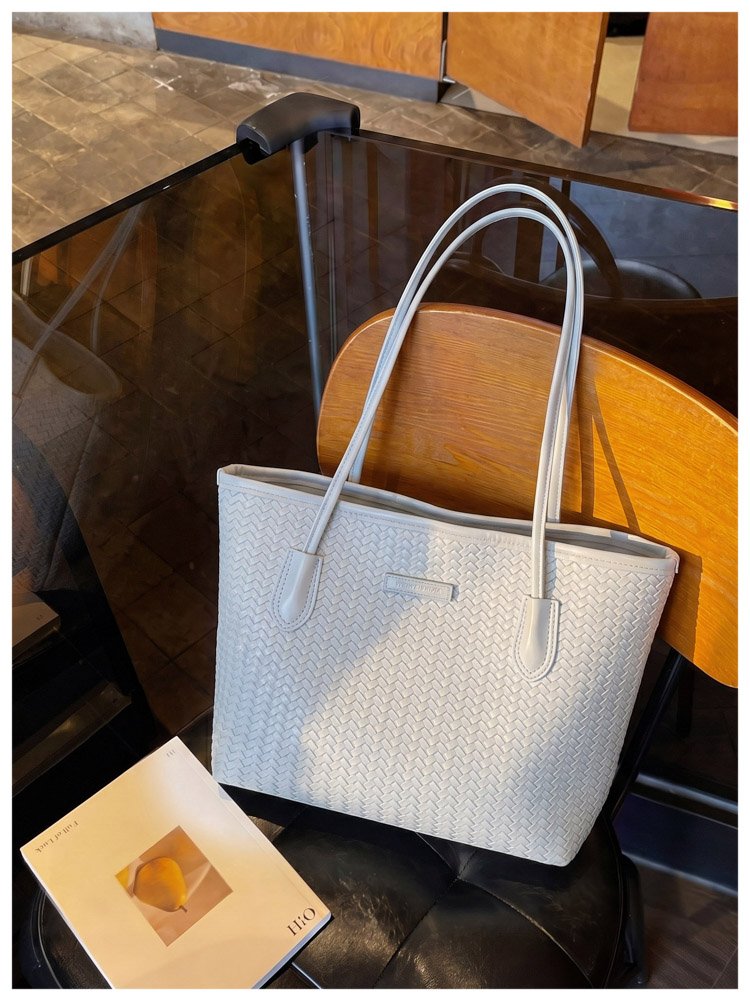 Women's PU Leather Minimal Tote Bag detail 18