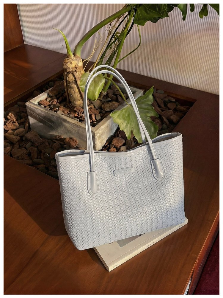 Women's PU Leather Minimal Tote Bag detail 21