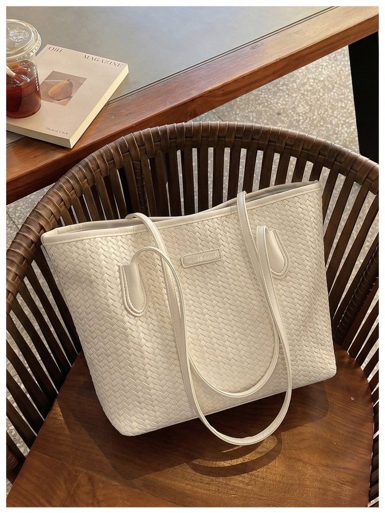 Women's PU Leather Minimal Tote Bag detail 25