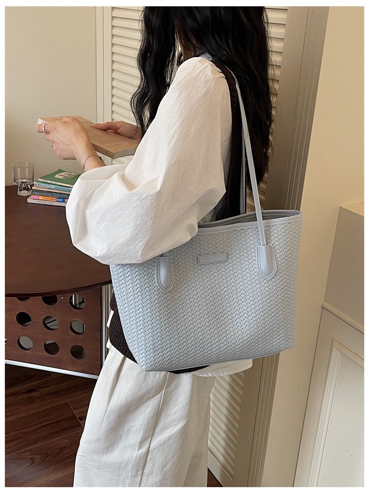 Women's PU Leather Minimal Tote Bag detail 34