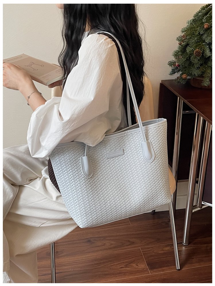 Women's PU Leather Minimal Tote Bag detail 36