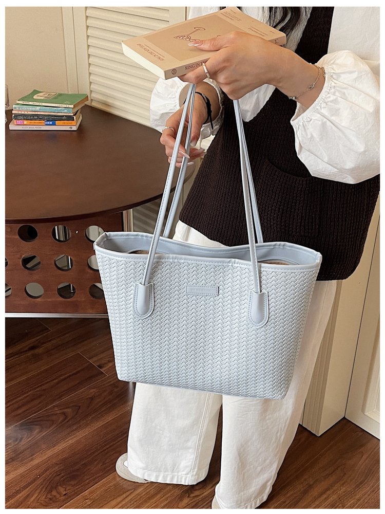 Women's PU Leather Minimal Tote Bag detail 40