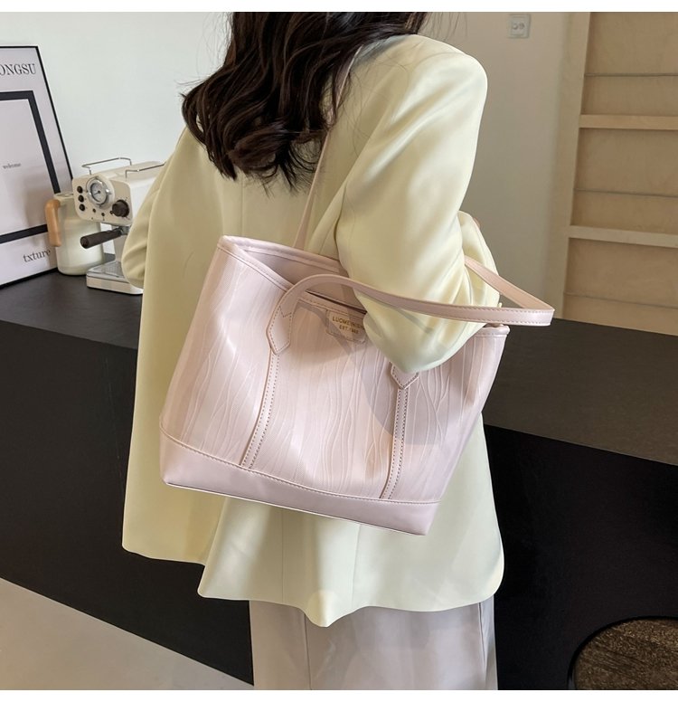 Women's PU Leather Minimal Tote Bag detail 21
