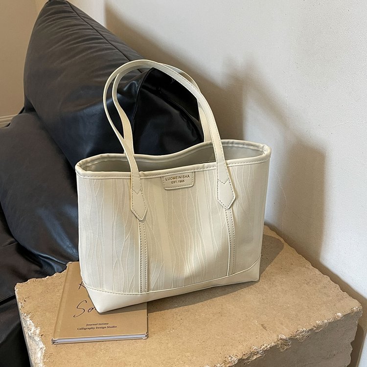Women's PU Leather Minimal Tote Bag view 3