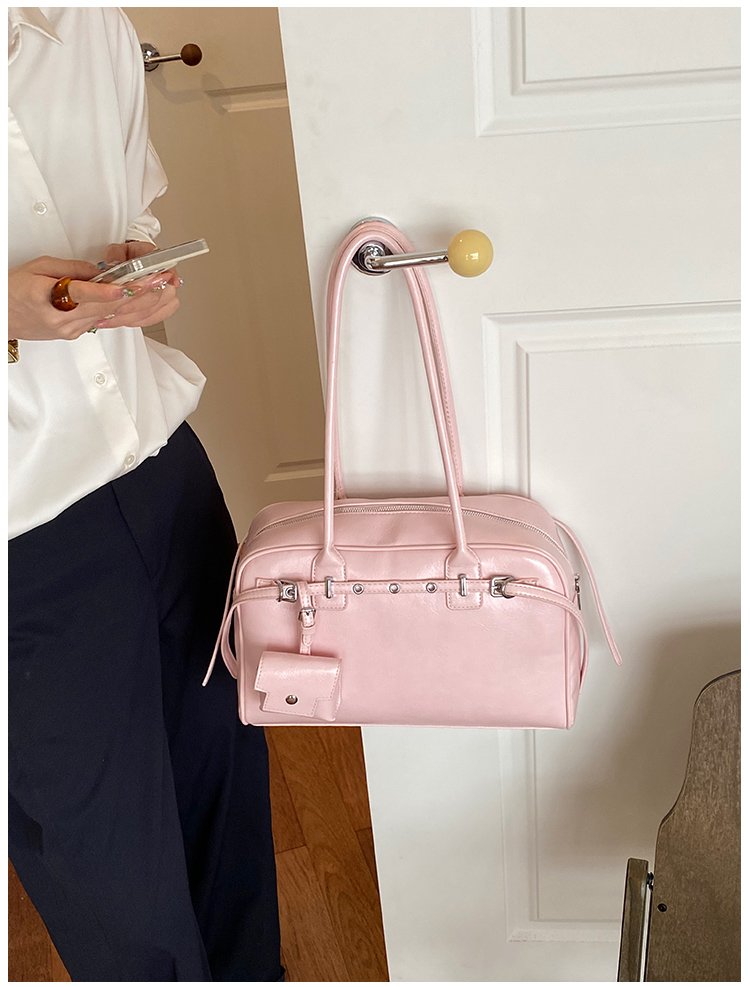 Unisex PU Leather Minimal Zip Crossbody Bag detail 32