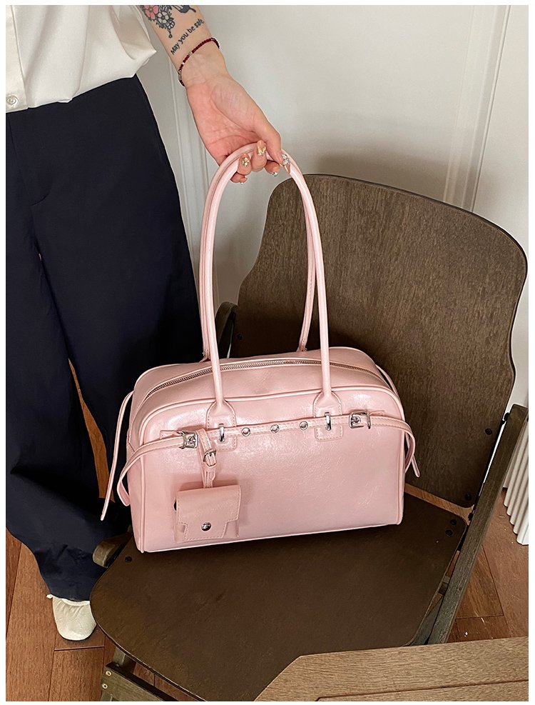 Unisex PU Leather Minimal Zip Crossbody Bag detail 36