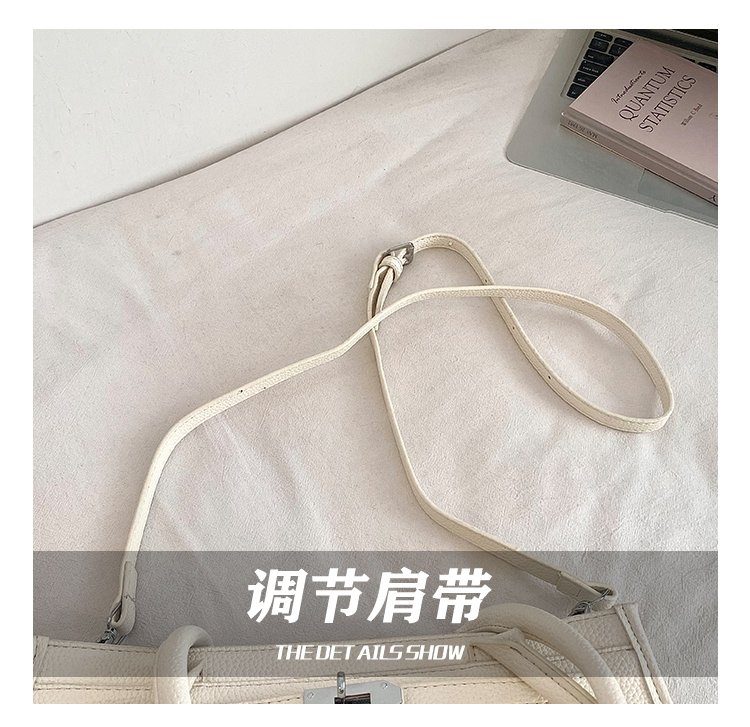 Women's PU Leather Minimal Zip Shoulder Bag detail 13