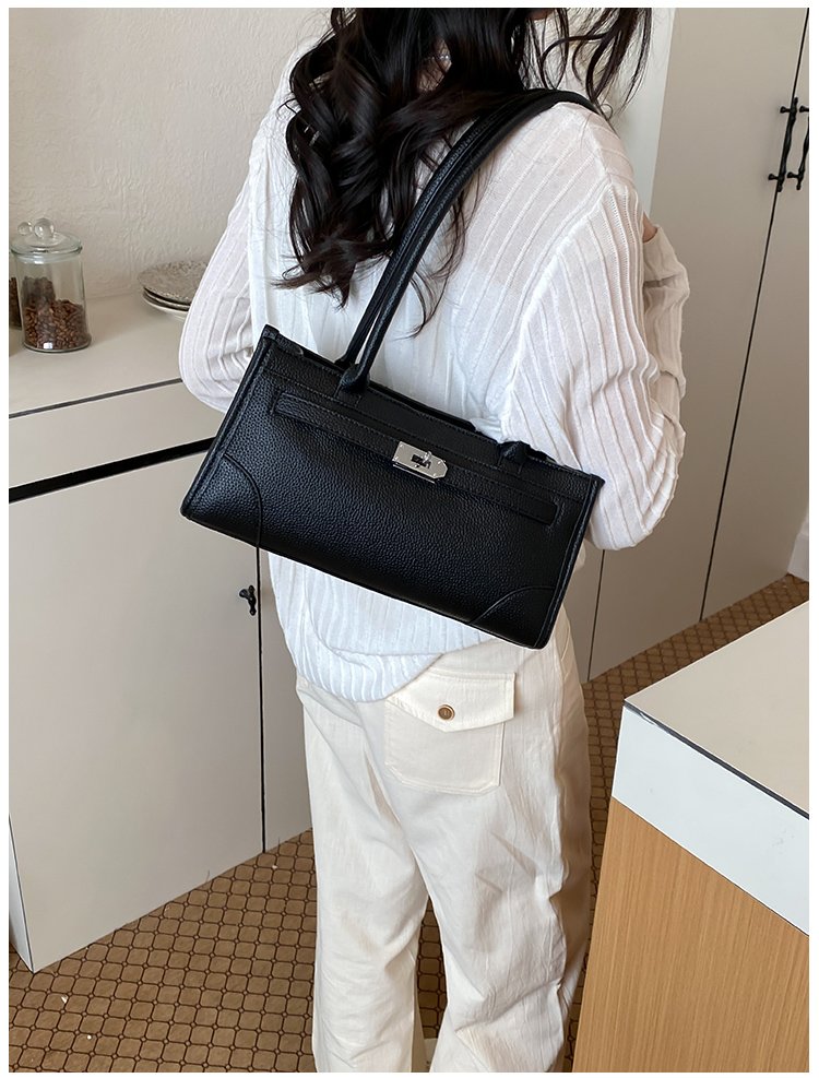 Women's PU Leather Minimal Zip Shoulder Bag detail 39