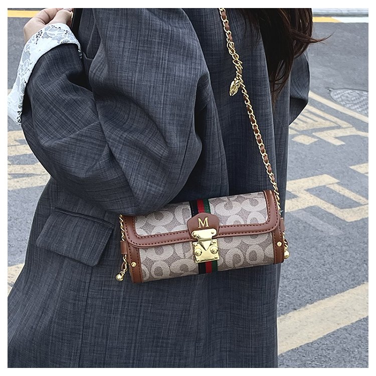Women's PU Leather Monogram Chain Flap Crossbody Bag detail 17