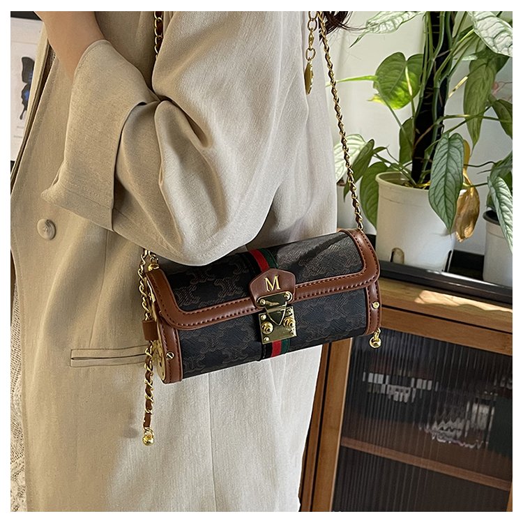 Women's PU Leather Monogram Chain Flap Crossbody Bag detail 31