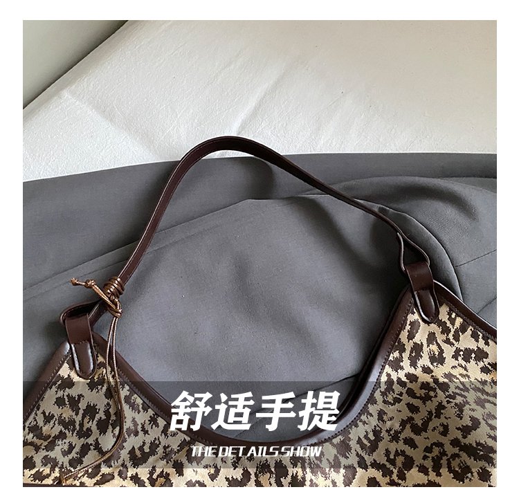 Women's PU Leather Monogram Hobo Shoulder Bag detail 13