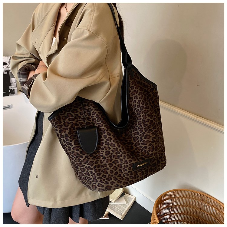Women's PU Leather Monogram Hobo Shoulder Bag detail 14