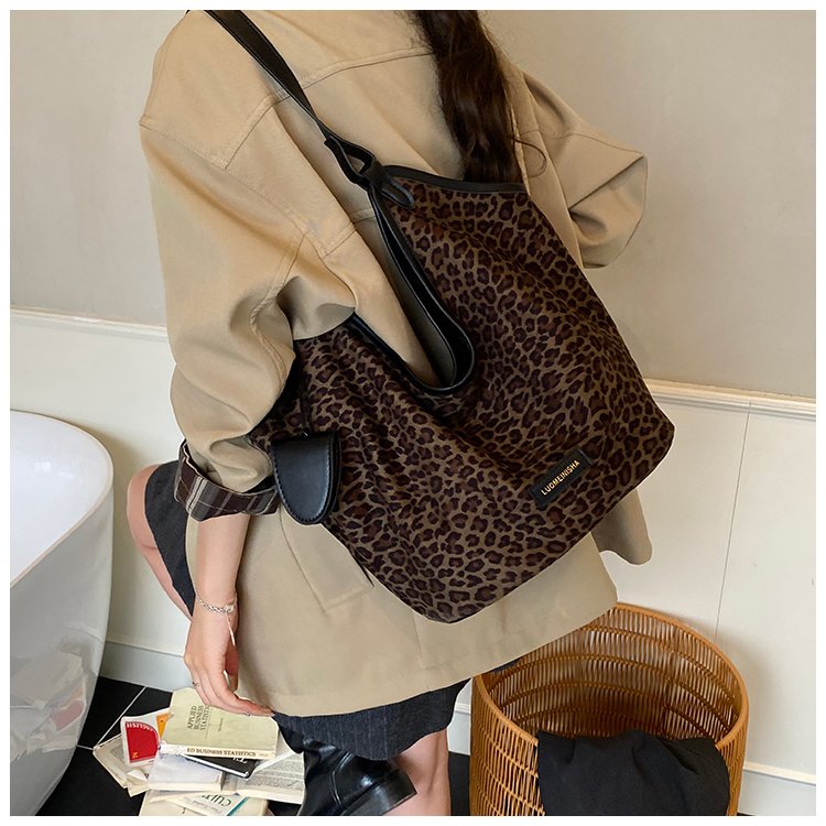 Women's PU Leather Monogram Hobo Shoulder Bag detail 17