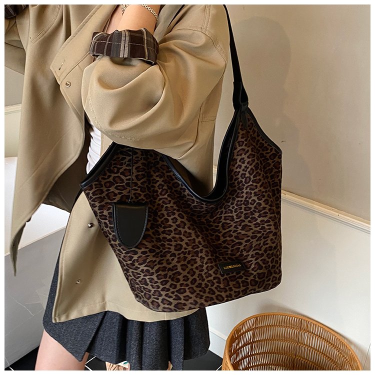 Women's PU Leather Monogram Hobo Shoulder Bag detail 19