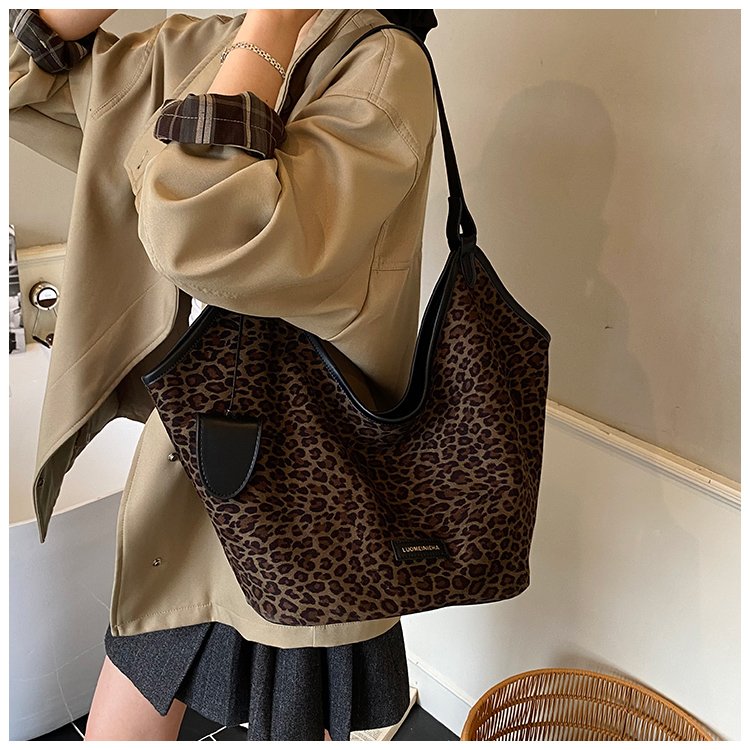 Women's PU Leather Monogram Hobo Shoulder Bag detail 21