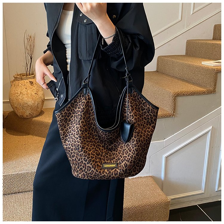 Women's PU Leather Monogram Hobo Shoulder Bag detail 33