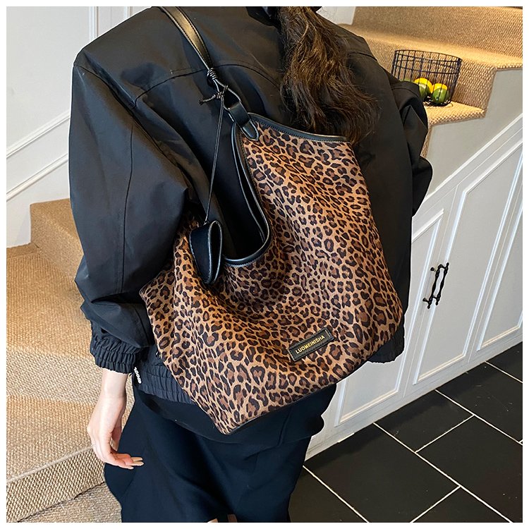Women's PU Leather Monogram Hobo Shoulder Bag detail 37