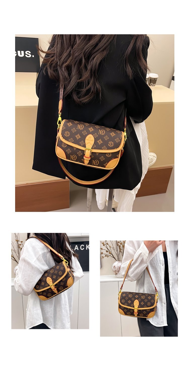 Women's PVC Monogram Shoulder Bag detail 11