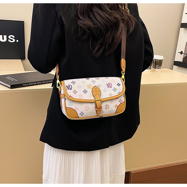Women's PVC Monogram Shoulder Bag detail 17