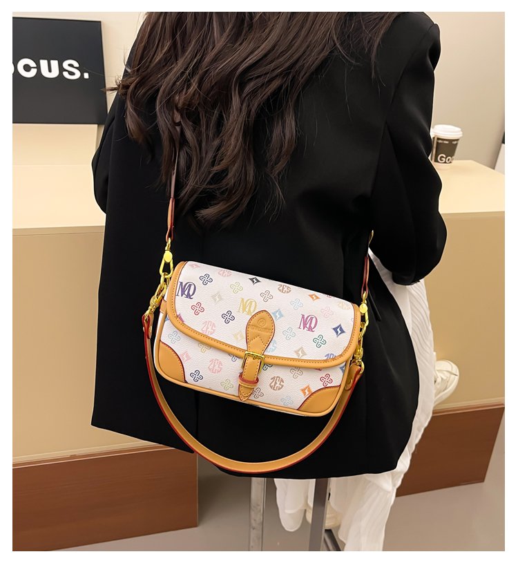 Women's PVC Monogram Shoulder Bag detail 1