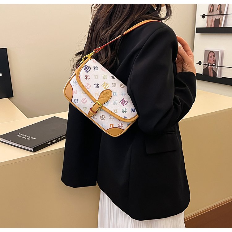 Women's PVC Monogram Shoulder Bag detail 26