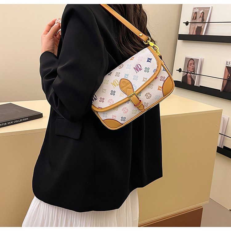 Women's PVC Monogram Shoulder Bag detail 27
