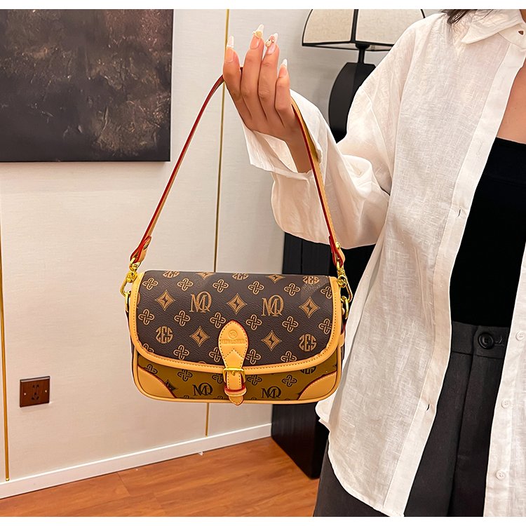 Women's PVC Monogram Shoulder Bag detail 40