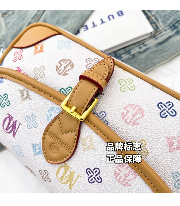 Women's PVC Monogram Shoulder Bag detail 7