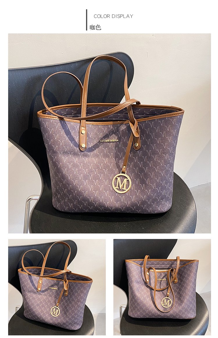 Women's Monogram Tote Bag detail 10