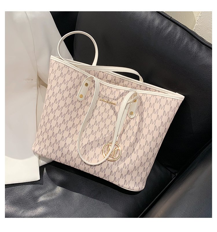 Women's Monogram Tote Bag detail 12