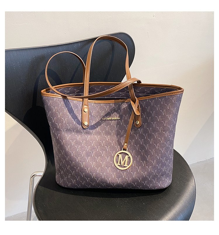 Women's Monogram Tote Bag detail 29