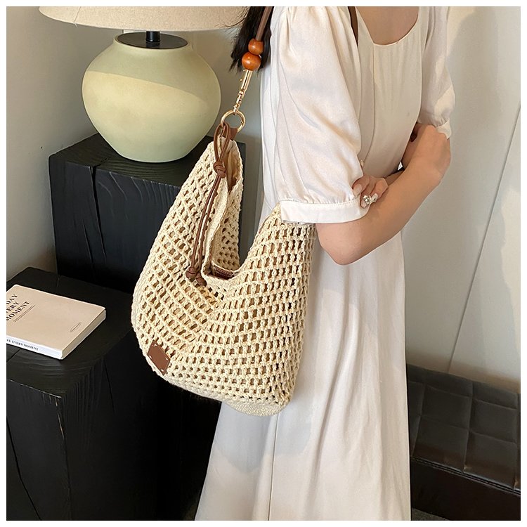 Women's PU Leather Openwork Woven Hobo Shoulder Bag detail 40