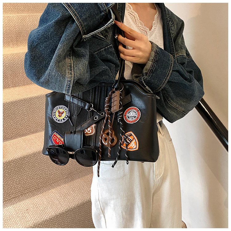 Women's PU Leather Patchwork Tote Bag detail 34