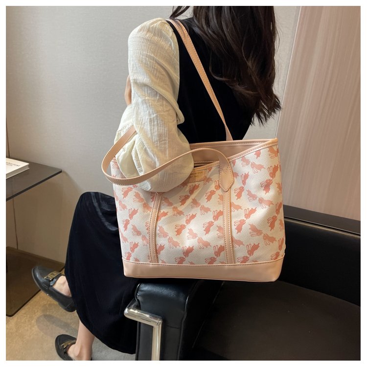 Women's PU Leather Printed Tote Bag detail 39