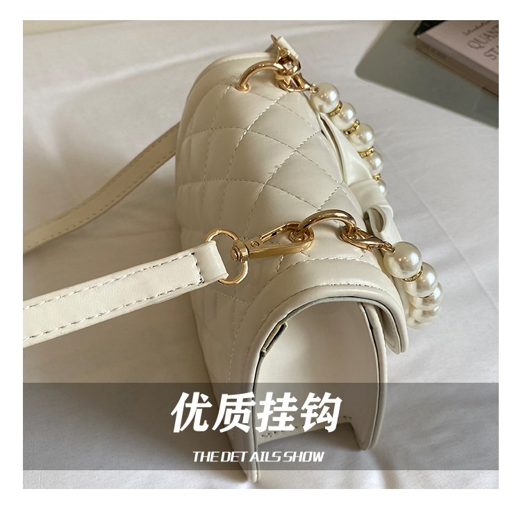 Women's PU Leather Quilted Chain Crossbody Bag detail 10
