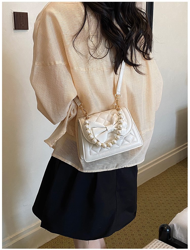 Women's PU Leather Quilted Chain Crossbody Bag detail 18