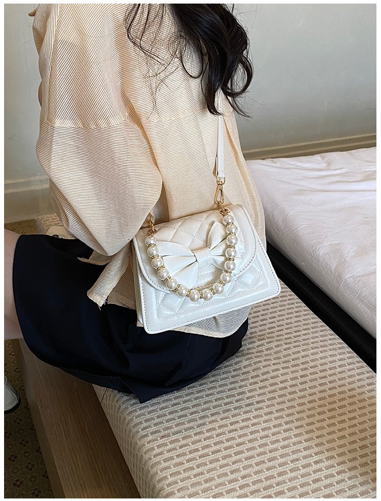 Women's PU Leather Quilted Chain Crossbody Bag detail 19