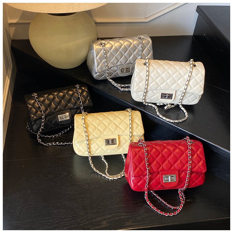 Women's PU Leather Quilted Chain Flap Crossbody Bag detail 5