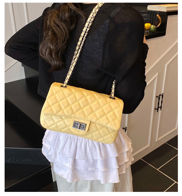 Women's PU Leather Quilted Chain Flap Crossbody Bag detail 7