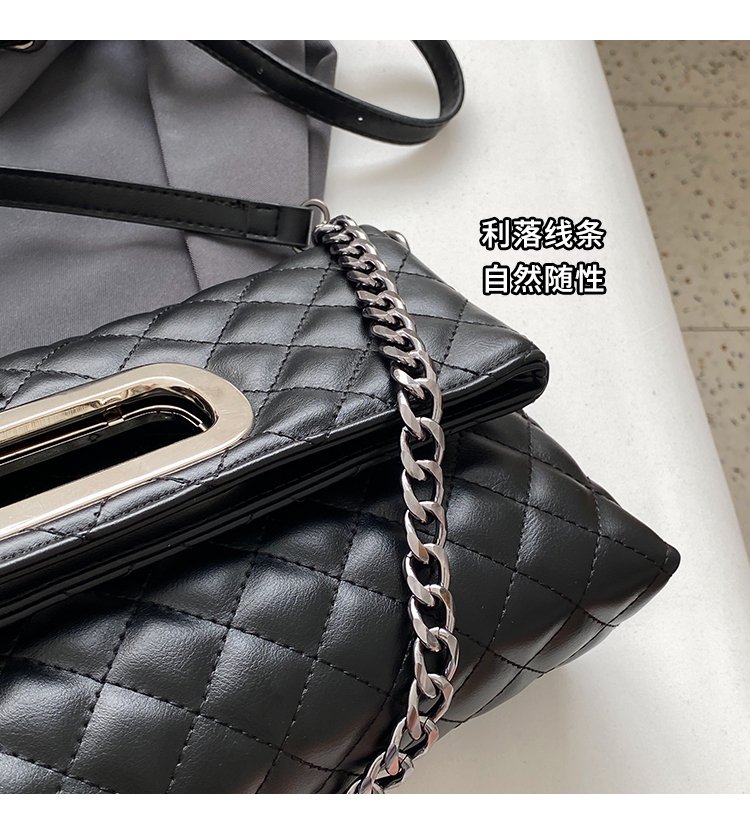 Women's PU Leather Quilted Flap Shoulder Bag detail 6