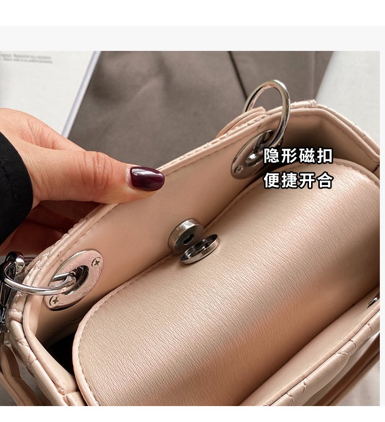 Women's PU Leather Quilted Mini Top Handle Handbag detail 5