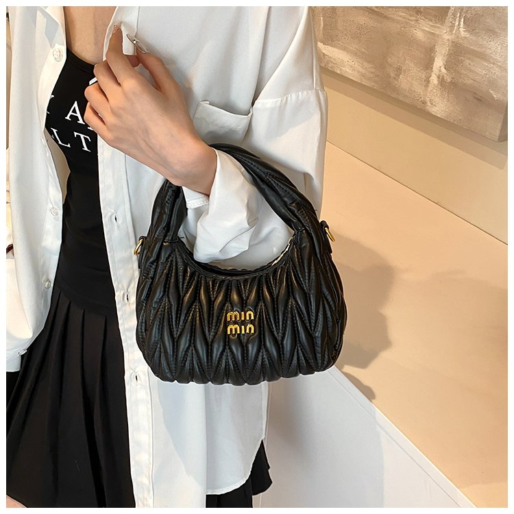 Women's PU Leather Quilted Shoulder Bag detail 4