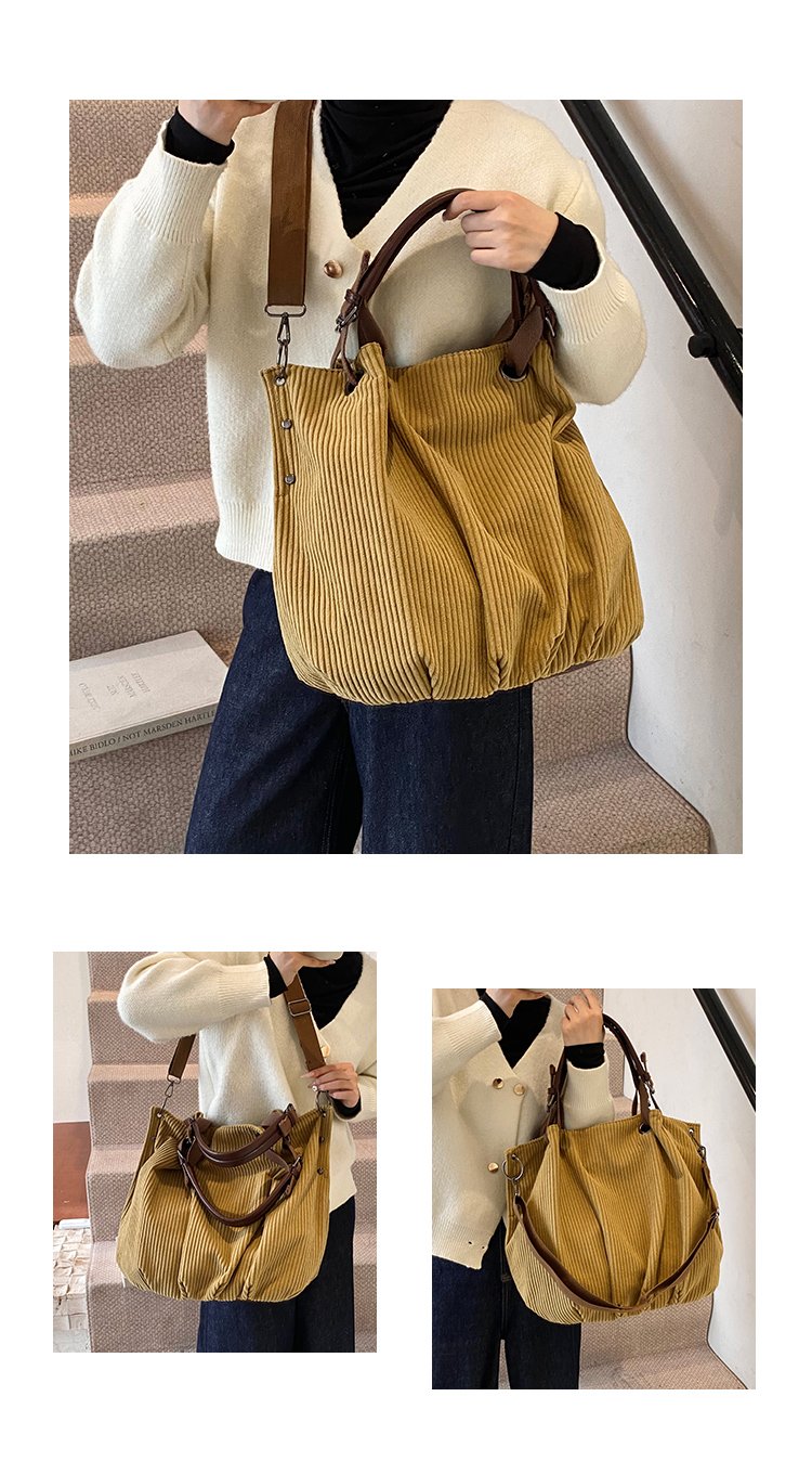Women's Rounded Shoulder Bag detail 2