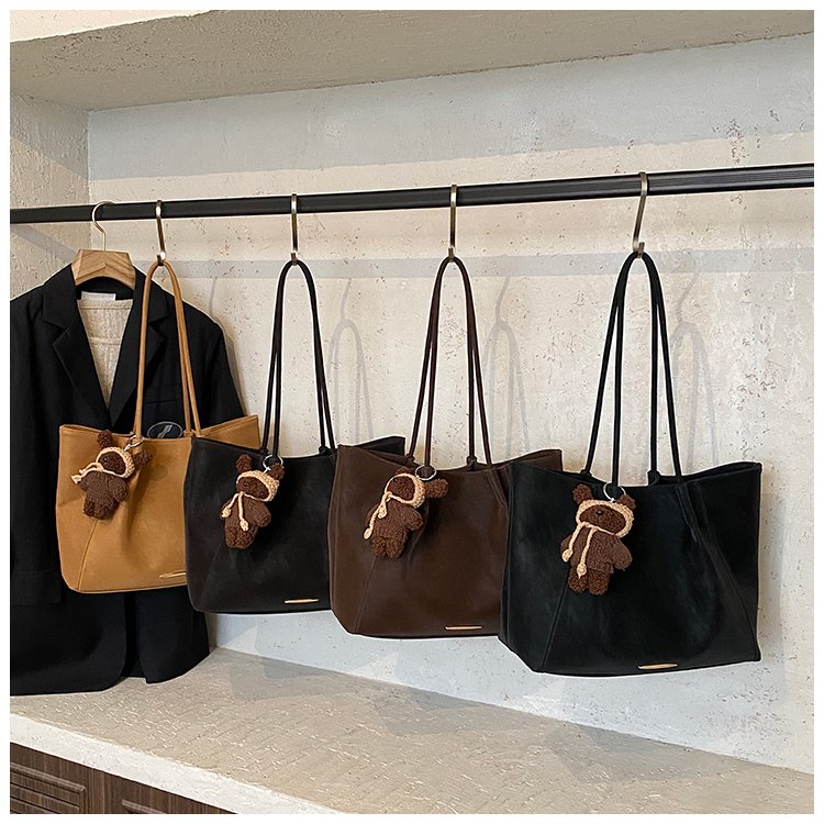 Women's PU Leather Soft Bucket Bag detail 1