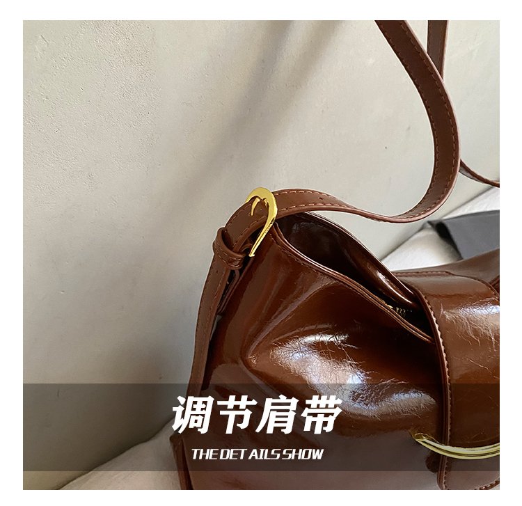 Women's PU Leather Soft Crescent Shoulder Bag detail 13