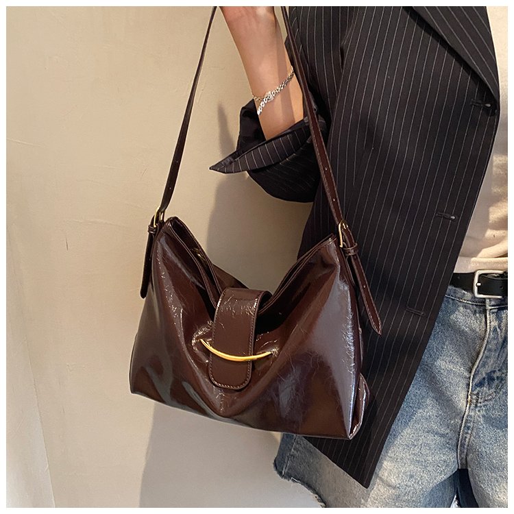 Women's PU Leather Soft Crescent Shoulder Bag detail 27