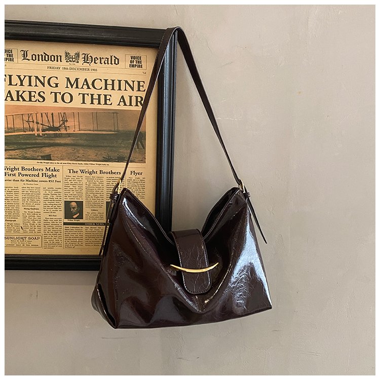 Women's PU Leather Soft Crescent Shoulder Bag detail 29