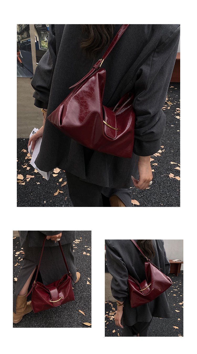 Women's PU Leather Soft Crescent Shoulder Bag detail 4